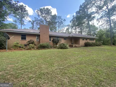 1944 Empire Chester Hwy, Cochran, GA 31014