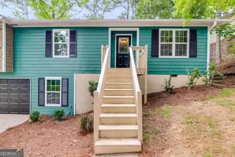 2425 Eric Ln, Douglasville, GA 30135