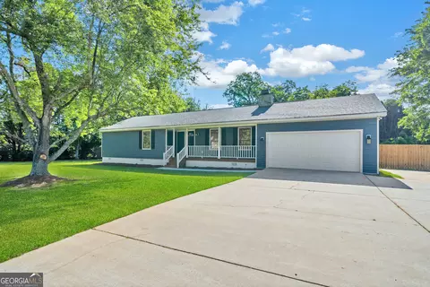 175 Erin Ct, Byron, GA 31008