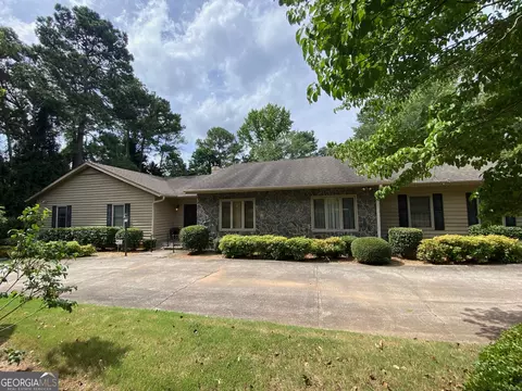 2731 Harvest Ct SE, Conyers, GA 30013