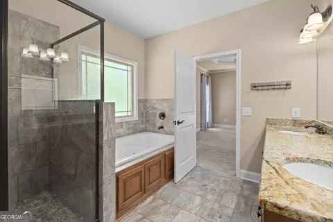 65 Farrington Dr, Forsyth, GA 31029 photo 32