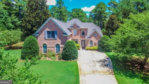 200 Lodge Trl, Fayetteville, GA 30215