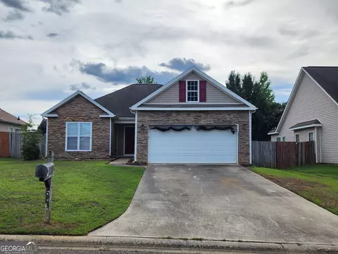 513 Clover Trl, Bonaire, GA 31005