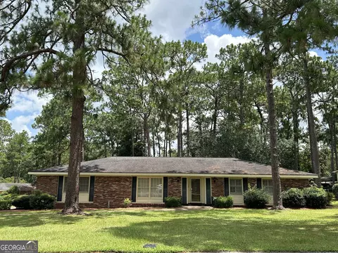 126 Poplar Trl, Moultrie, GA 31768