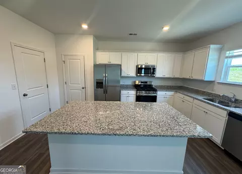 1104 Holland Dr, Hampton, GA 30228 photo 6