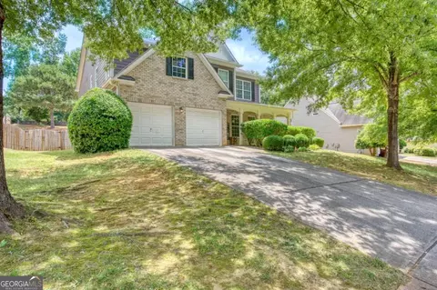 404 Edgebrooke Ln, Woodstock, GA 30188