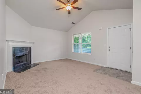 210 Bluff Ct, Jackson, GA 30233 photo 13
