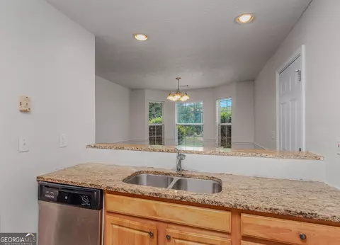 210 Bluff Ct, Jackson, GA 30233 photo 12