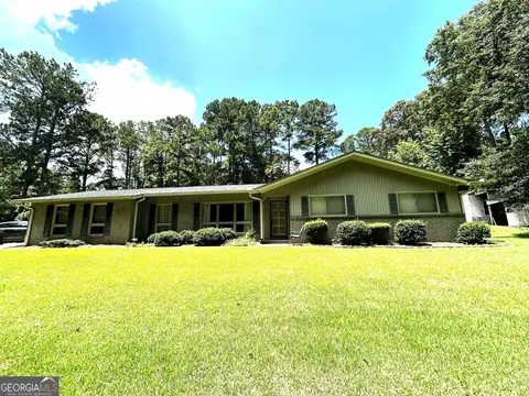 607 Seminole Rd, Lagrange, GA 30240
