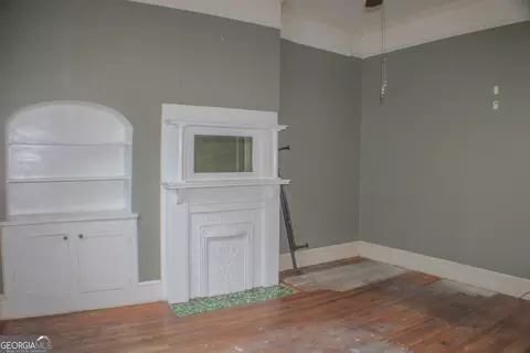 Living - 308 E 5th Ave, Rome, GA 30161 photo 7 of 7