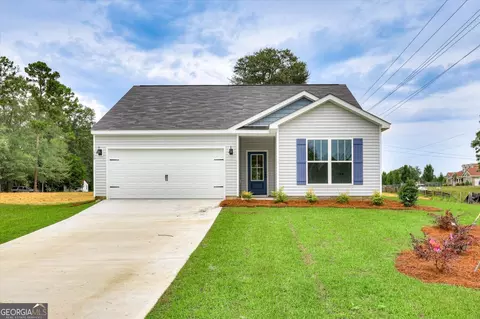 100 Foxridge Ct, Metter, GA 30439