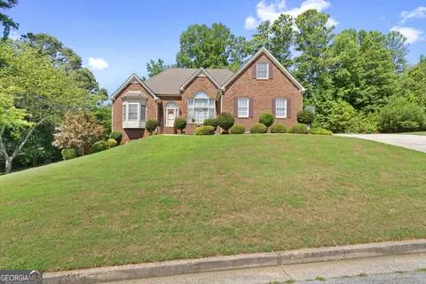 5622 Shamrock Ln, Douglasville, GA 30135