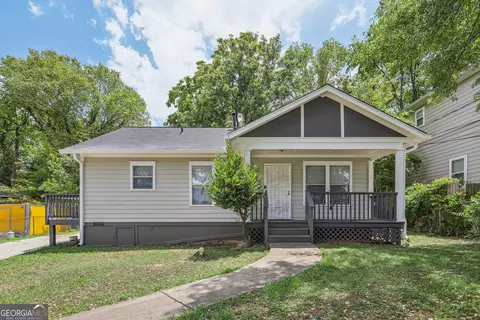 748 Pelham St NW, Atlanta, GA 30318