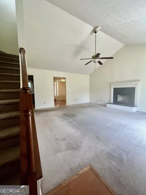 5960 Farmbrook Ln, Rex, GA 30273 photo 8