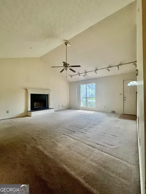 5960 Farmbrook Ln, Rex, GA 30273 photo 5