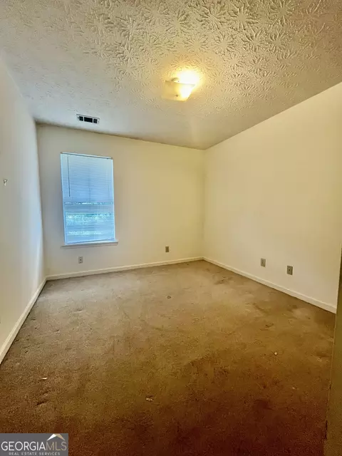 5960 Farmbrook Ln, Rex, GA 30273 photo 10