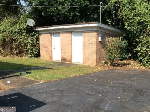 303 E Lee St, Thomaston, GA 30286 photo 4