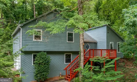 241 Castleair Dr, Kennesaw, GA 30144