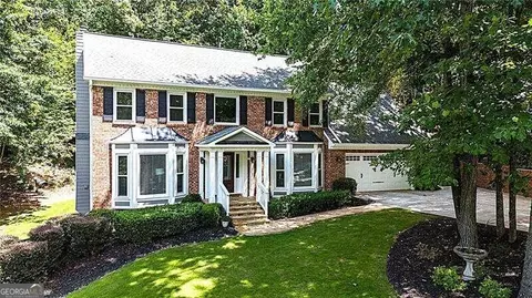 120 Spring Ridge Trce, Roswell, GA 30076