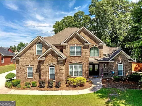 100 Wessex Dr, Bonaire, GA 31005