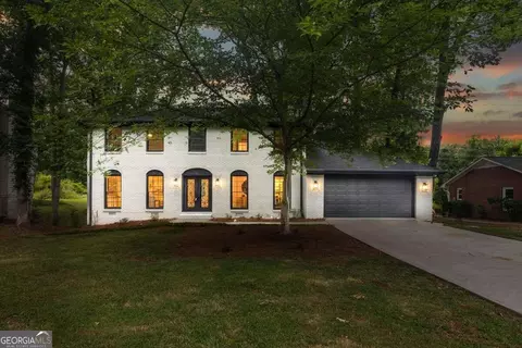 5198 Davantry Dr, Atlanta, GA 30338