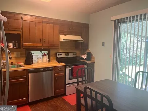122 Lakecrest Dr, Lagrange, GA 30240 photo 9