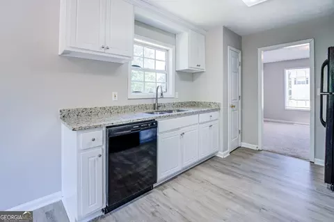 180 Highgrove Dr, Covington, GA 30016 photo 11