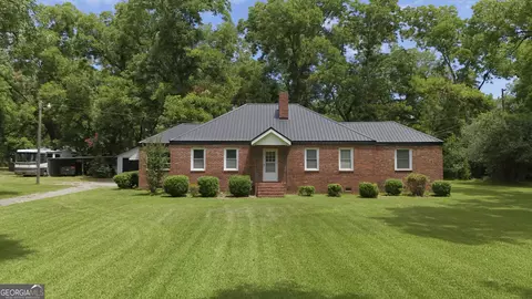 1111 Nelms Rd, Albany, GA 31705