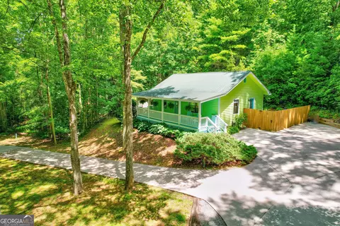 201 Sunrock Mountain Rd, Blue Ridge, GA 30513
