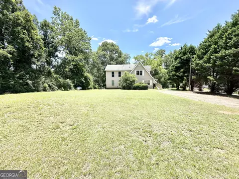 Exterior - 395 Lang Rd, Covington, GA 30014 photo 1 of 12