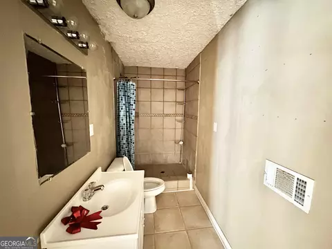 Bath - 395 Lang Rd, Covington, GA 30014 photo 5 of 5