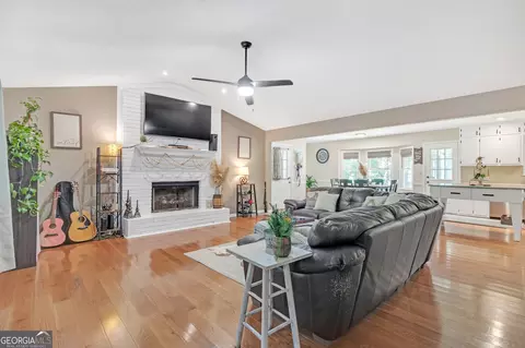 175 Ridgewood Cir, Mcdonough, GA 30252