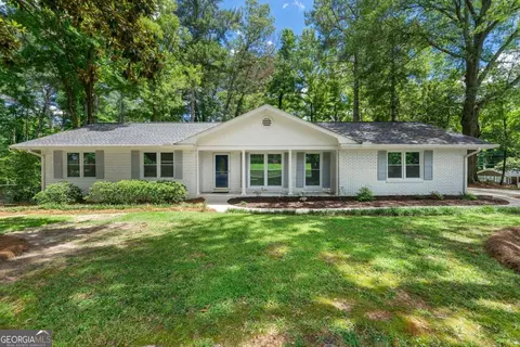 5968 Mark Trl, Norcross, GA 30093