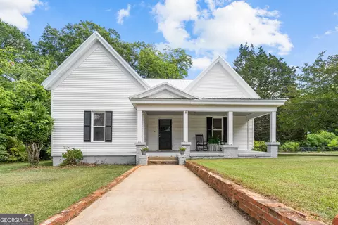301 Hart Ave, Union Point, GA 30669