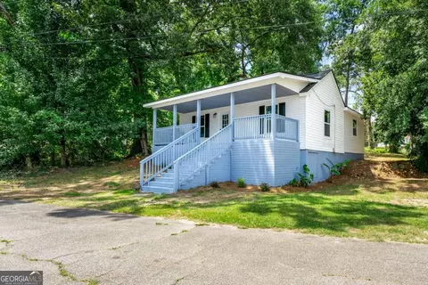 61 Sargent Railroad Ave, Newnan, GA 30263