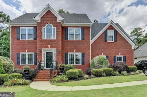 555 Georgian Hills Dr, Lawrenceville, GA 30045