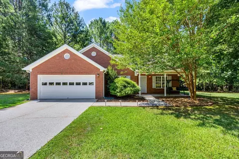 1030 Hunters Crossing Ln, Monroe, GA 30656