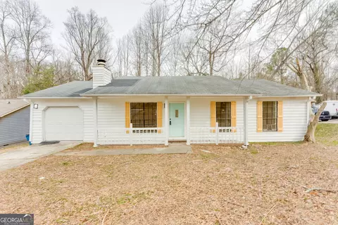 1063 Salisbury Trl, Riverdale, GA 30296