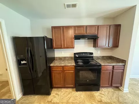 225 Heaton Dr, Covington, GA 30016 photo 3