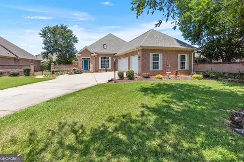 213 Macintosh Ln, Centerville, GA 31028