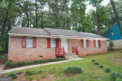 896 Boca Raton Dr, Forest Park, GA 30297