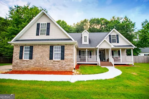 124 Central Heights Dr, Carrollton, GA 30116