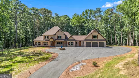 821 N Pomona Rd, Griffin, GA 30223