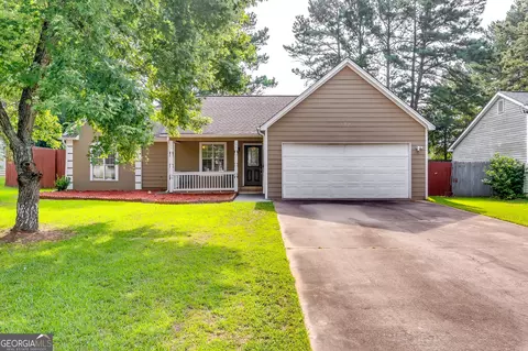 11214 Mcdonough Ct, Hampton, GA 30228