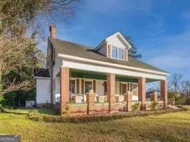 405 S Smith St, Sandersville, GA 31082