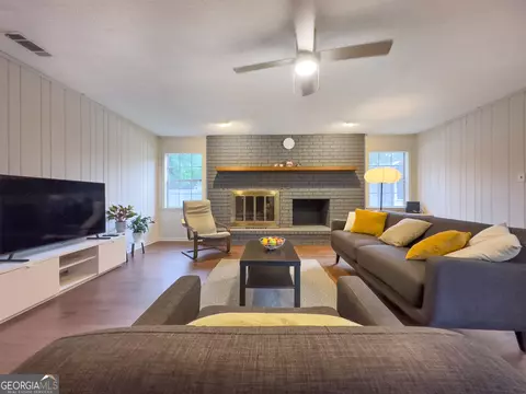 402 S Ash St, Springfield, GA 31329 photo 19