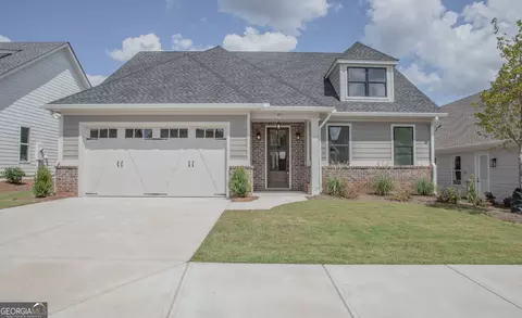 411 Maple View Dr, Carrollton, GA 30117