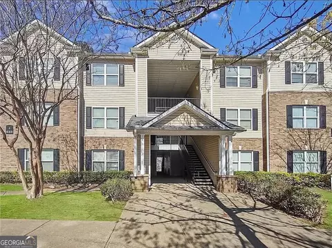5204 Fairington Ridge Cir, Lithonia, GA 30038