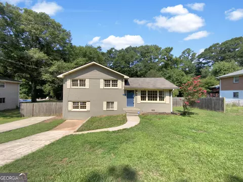 116 Batiste Garden Cir, Jonesboro, GA 30236