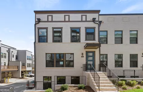 1038 Burnside Dr NW, Atlanta, GA 30318